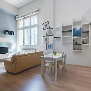  Appartamento Loft P.ta Pispini: Near Piazza Del Campo W/parking